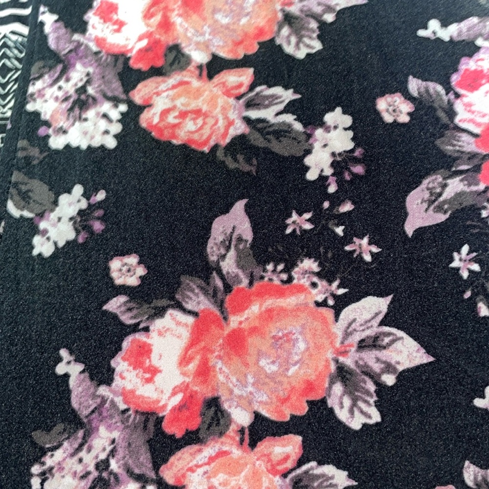 Floral Stripe Tank Top - Navy & White with Pink Roses - Picture 3 of 4
